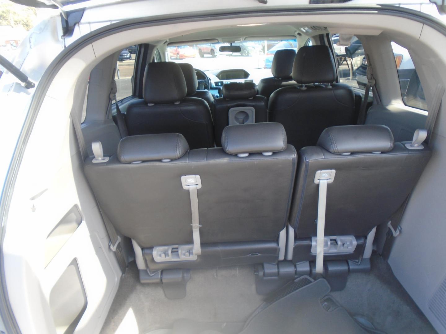 2012 Honda Odyssey (5FNRL5H49CB) , located at 6112 N Florida Avenue, Tampa, FL, 33604, (888) 521-5131, 27.954929, -82.459534 - Photo#5